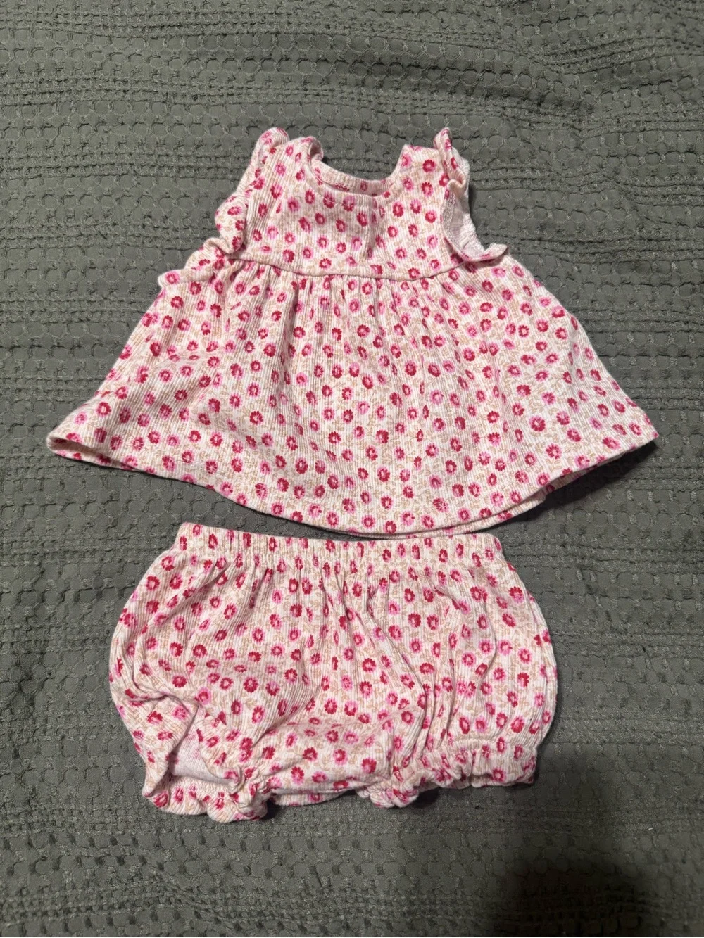 3 old navy outfits baby girl